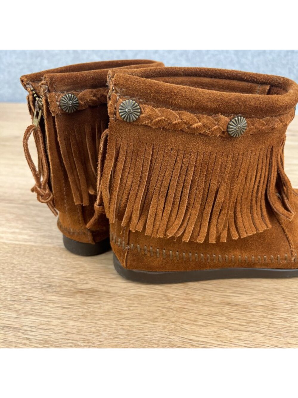 Minnetonka Womens Hi Top Back Zip Western Bootie Shoes Size 6 Brown Suede Fringe - Picture 6 of 11